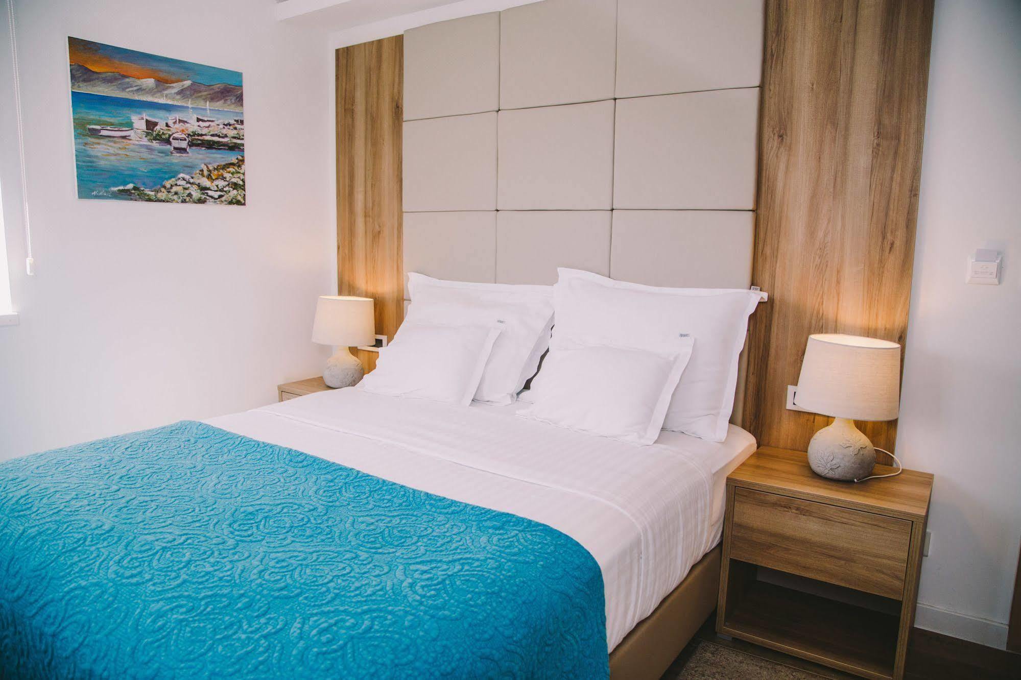 Ibella Boutique Rooms Split Extérieur photo